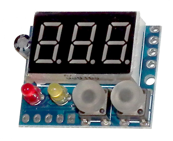 (image for) Mini panel meter with over and under voltage outputs